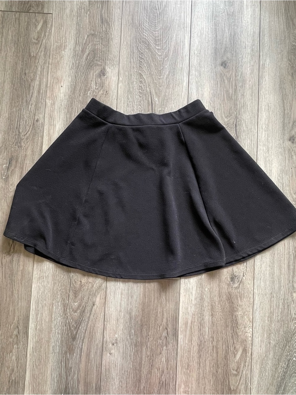 🦋3/$20 Eclipse Black Circle Skater Skirt